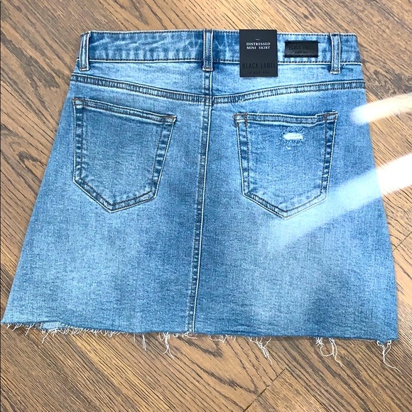 NWT button fly denim skirt - Picture 2 of 4